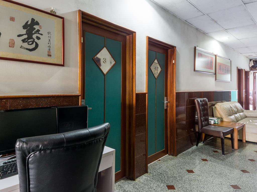 Reddoorz Near Aljunied Mrt Hotell Singapore Eksteriør bilde