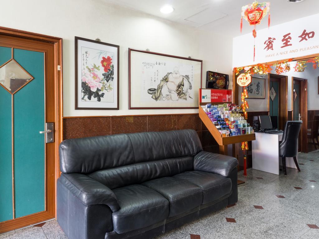 Reddoorz Near Aljunied Mrt Hotell Singapore Eksteriør bilde